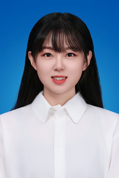 段梦遥.jpg